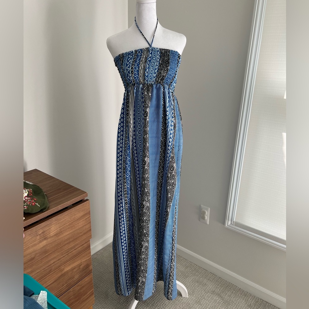 Attention Blue and Black Maxi Size: XS